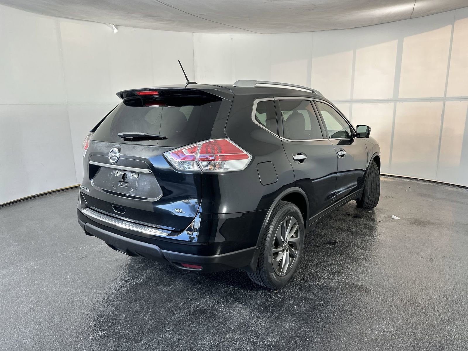Used 2016 Nissan Rogue SL image 8