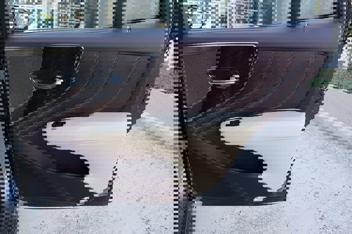 Used 2018 Lexus LS 500 w/ Interior Upgrade Package image 60