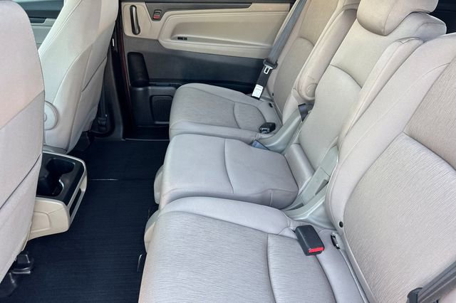 Certified 2023 Honda Odyssey EX image 14