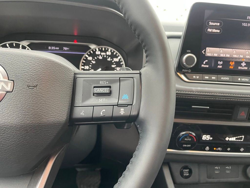 Certified 2025 Nissan Rogue SV w/ SV Premium Package FWD image 15