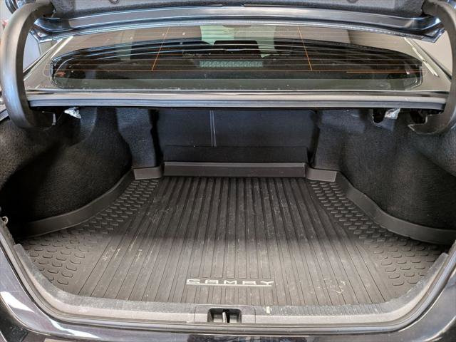 Used 2023 Toyota Camry XSE image 9