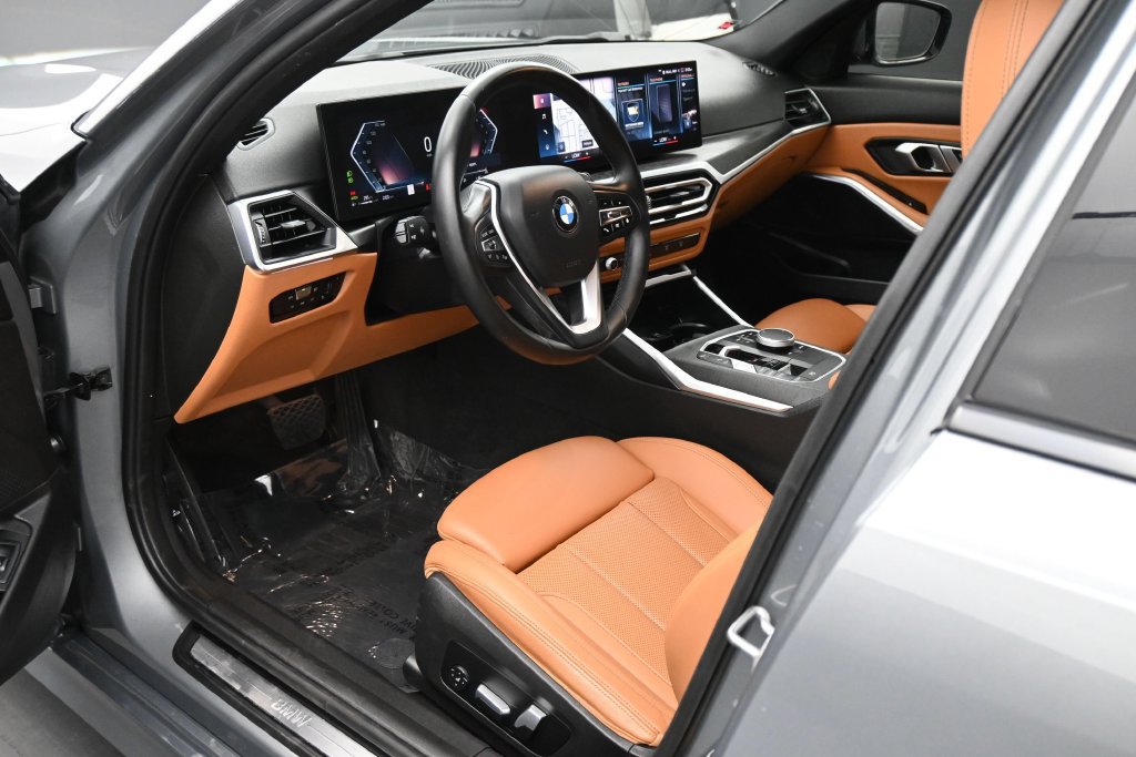 Used 2023 BMW 330i Sedan w/ Driving Assistance Package RWD image 2