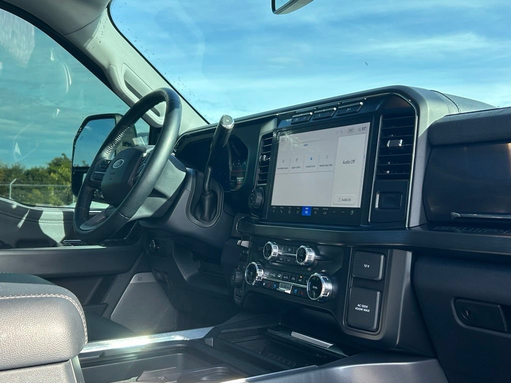 Used 2024 Ford F250 Lariat w/ Lariat Ultimate Package AWD/4WD image 30
