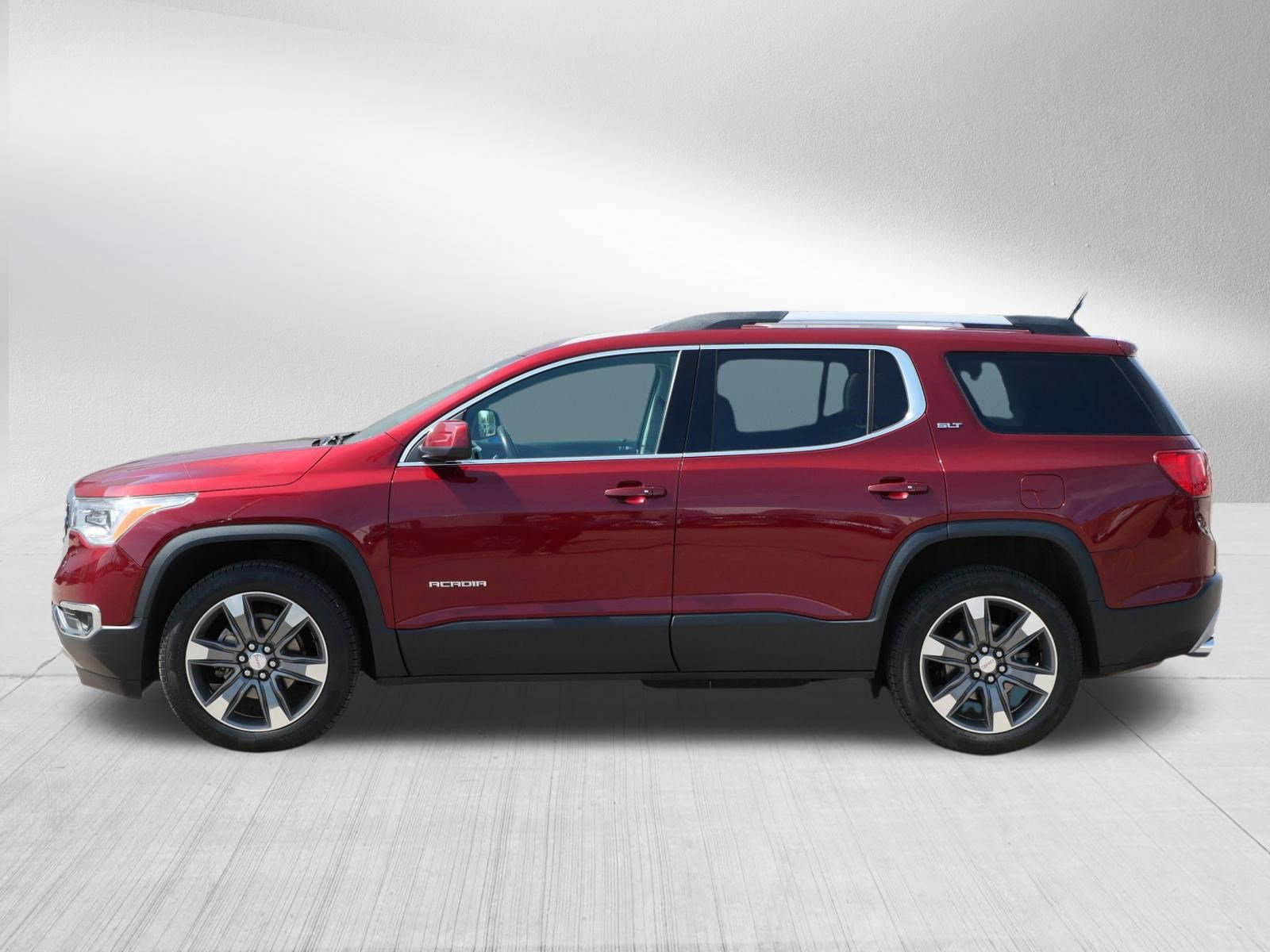 Used 2017 GMC Acadia SLT AWD/4WD image 4