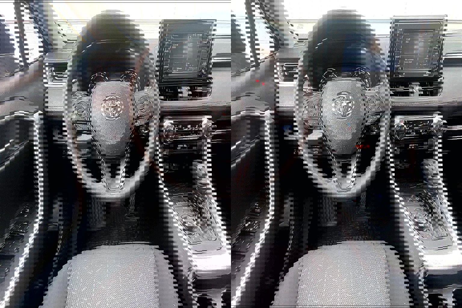 Used 2020 Toyota RAV4 XLE image 6