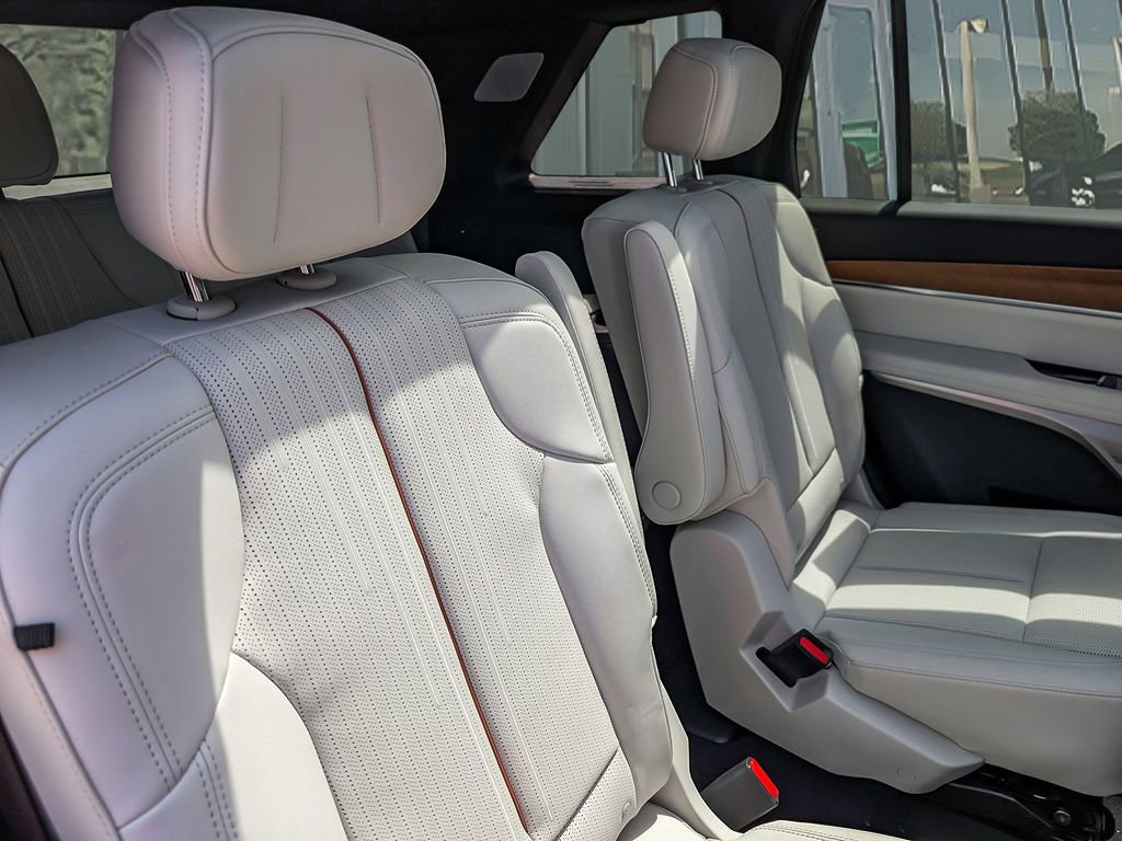 New 2026 Cadillac Vistiq Sport AWD/4WD image 21