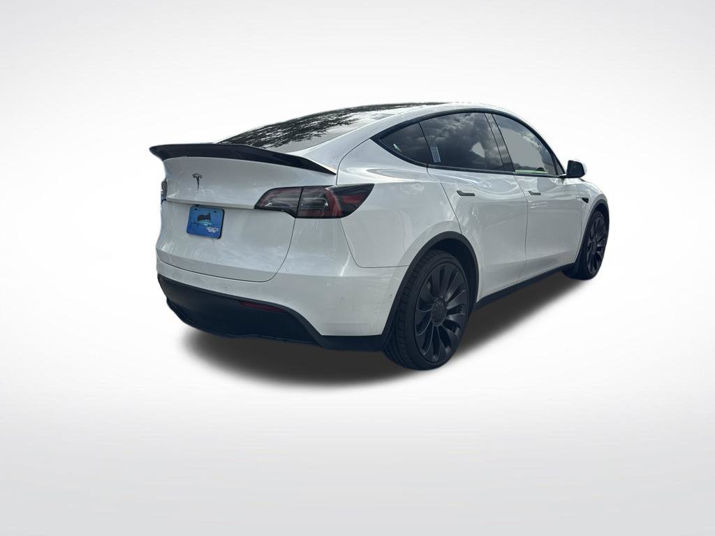 Used 2022 Tesla Model Y Long Range AWD/4WD image 5