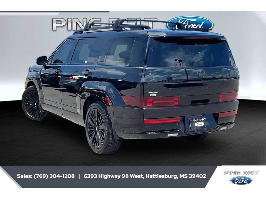 Used 2025 Hyundai Santa Fe Calligraphy FWD image 2
