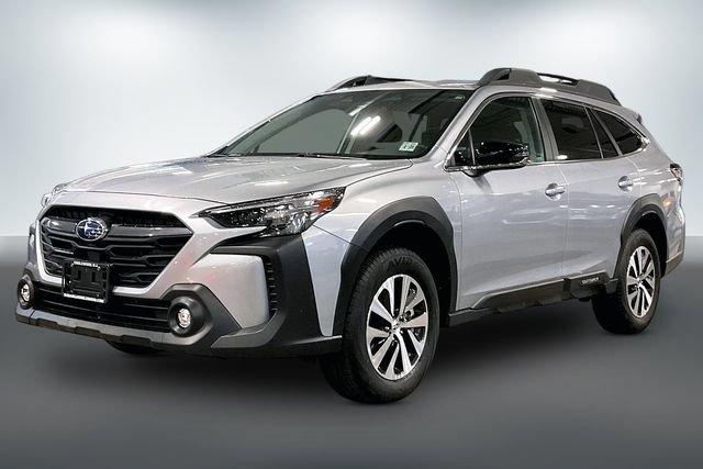 Used 2025 Subaru Outback Premium AWD/4WD image 3