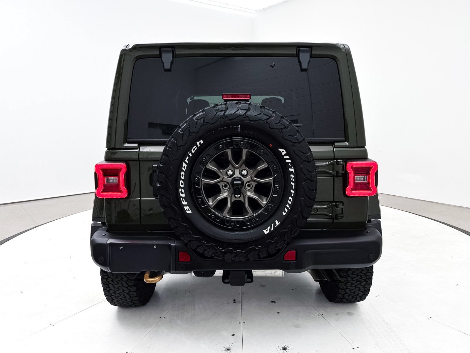 Used 2023 Jeep Wrangler Unlimited Rubicon 392 w/ Dual Top Group AWD/4WD image 28