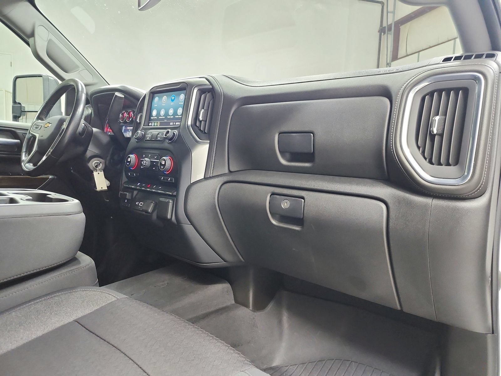 Used 2022 Chevrolet Silverado 2500 LT w/ Fleet Comfort Package AWD/4WD image 39