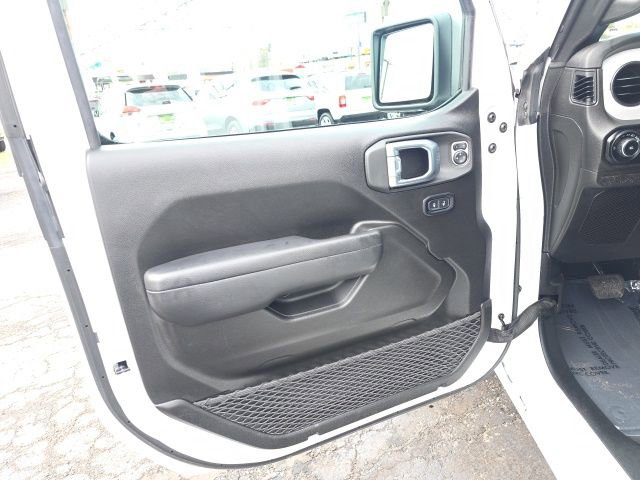 Used 2024 Jeep Wrangler Sport S image 11