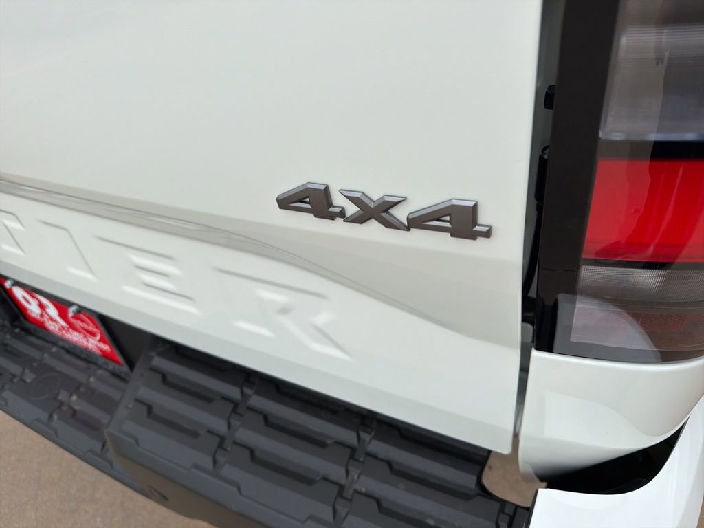 New 2026 Nissan Frontier SV AWD/4WD image 10