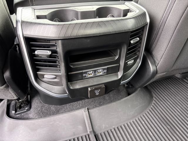 Used 2025 RAM 1500 Big Horn AWD/4WD image 13