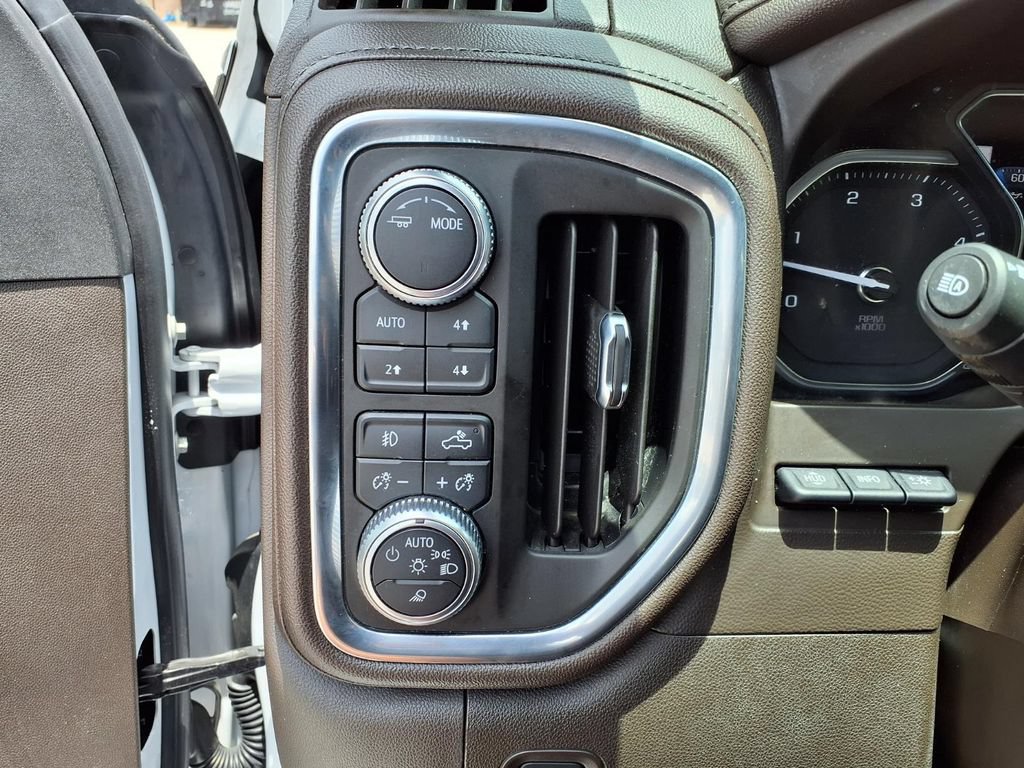 Used 2020 GMC Sierra 2500 Denali w/ Denali Ultimate Package AWD/4WD image 24