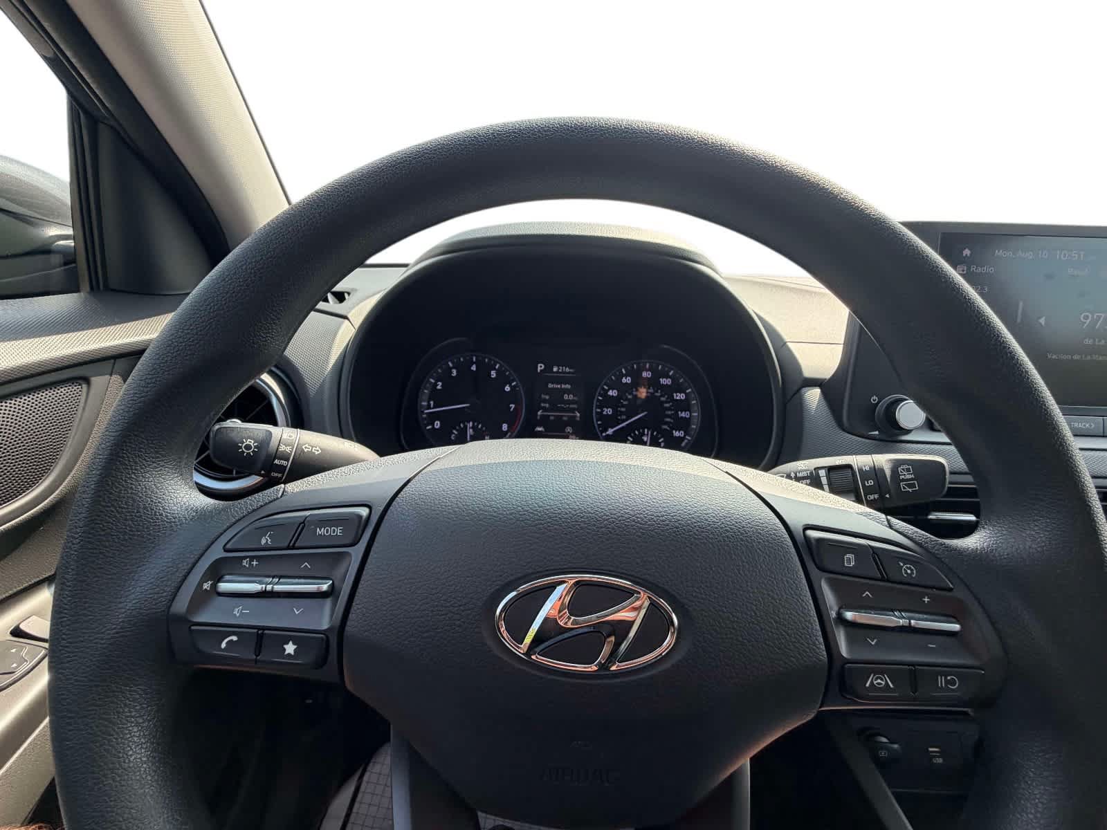 Used 2023 Hyundai Kona SEL AWD/4WD image 28