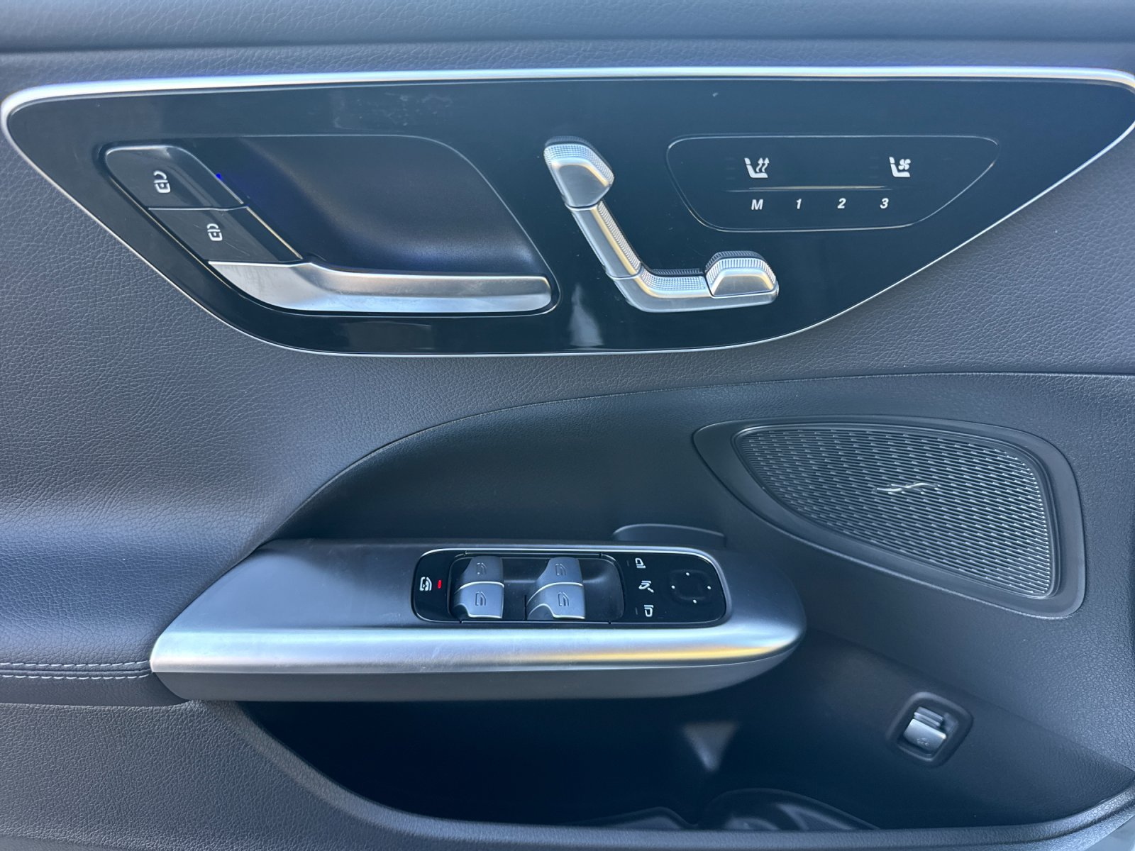 New 2026 Mercedes-Benz C 300 4MATIC Sedan image 10