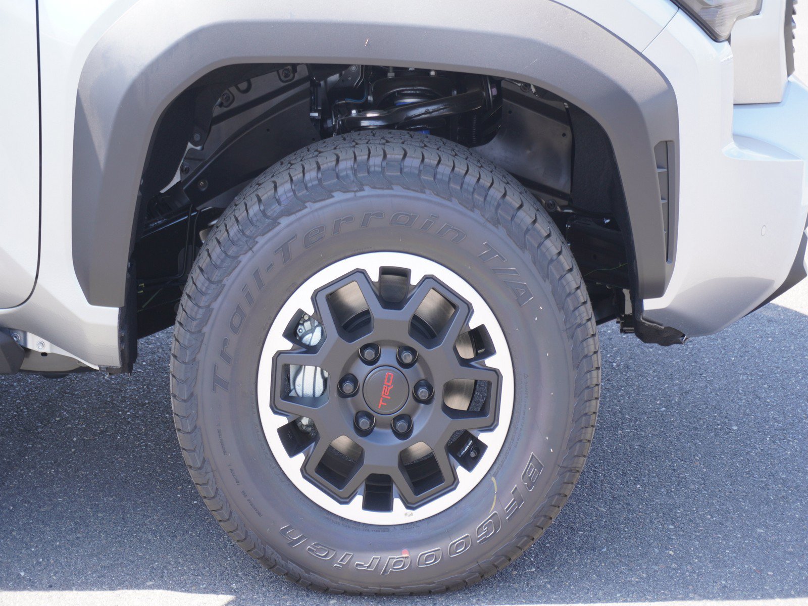 New 2026 Toyota Tacoma TRD Off-Road w/ TRD Off Road Upgrade Package AWD/4WD image 5