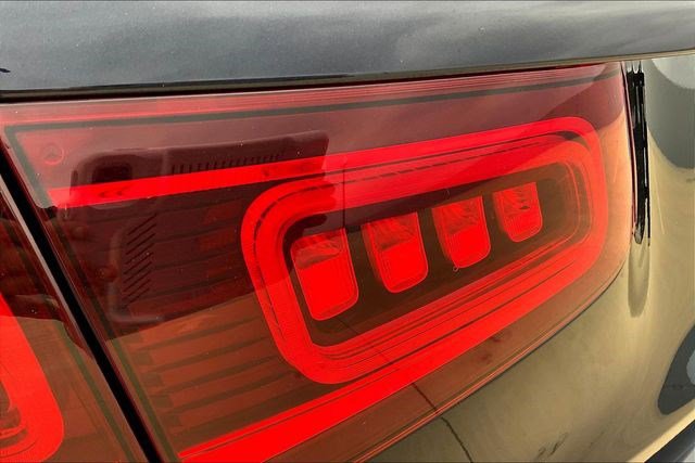 Used 2022 Mercedes-Benz GLC 300 4MATIC image 35