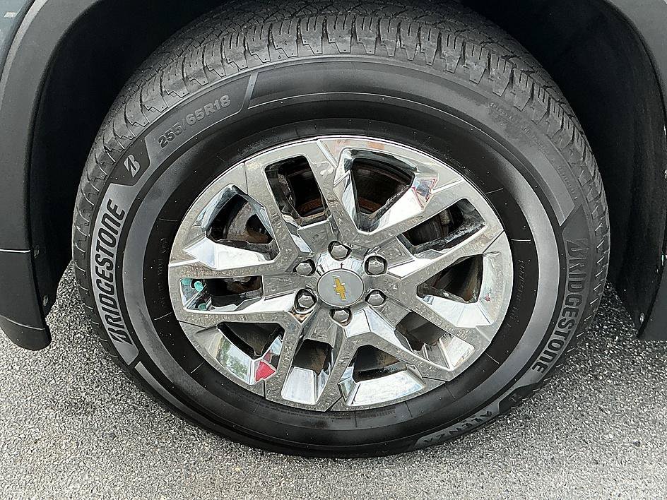 Used 2018 Chevrolet Traverse LT FWD image 7