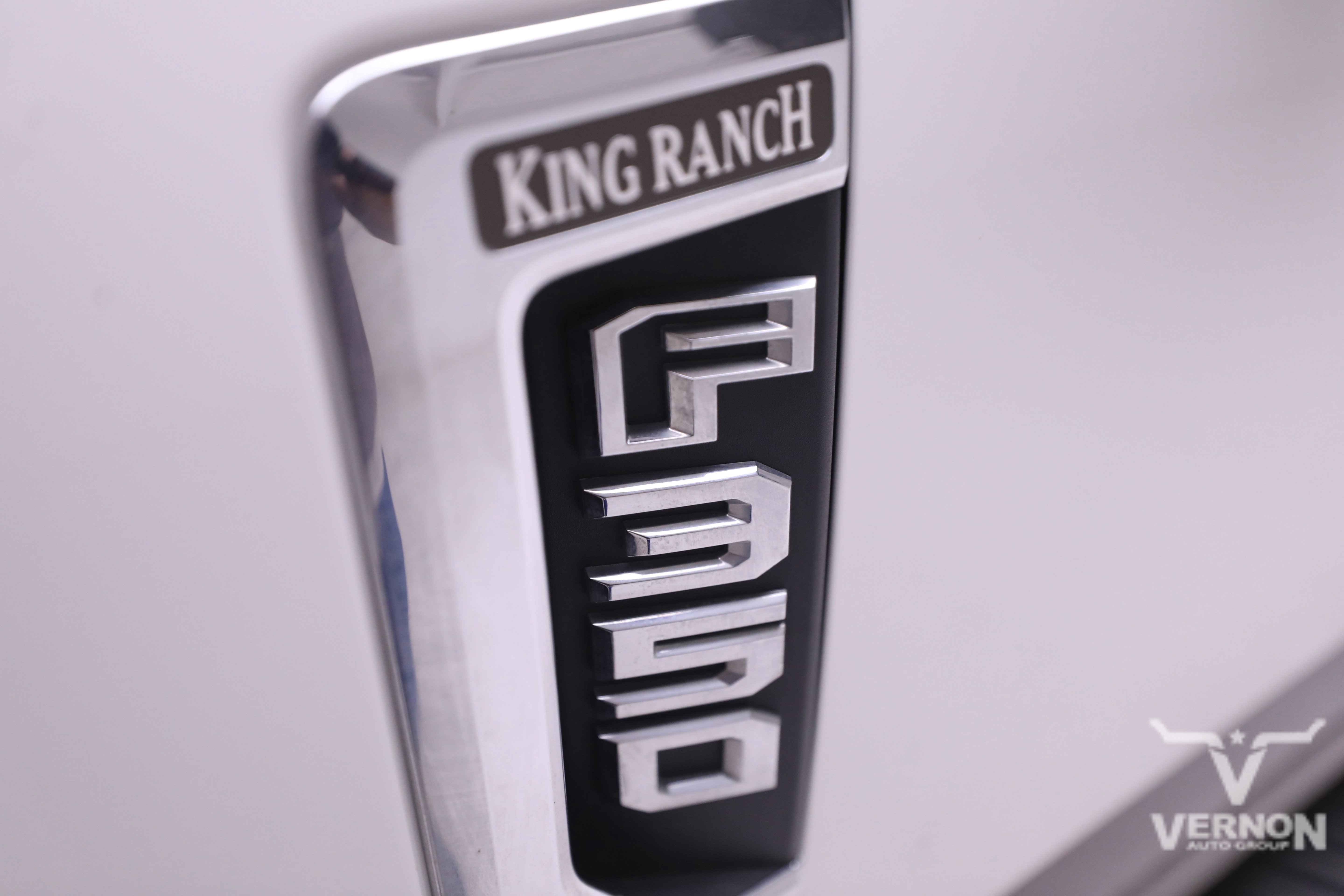 Used 2022 Ford F350 King Ranch w/ FX4 Off-Road Package image 11