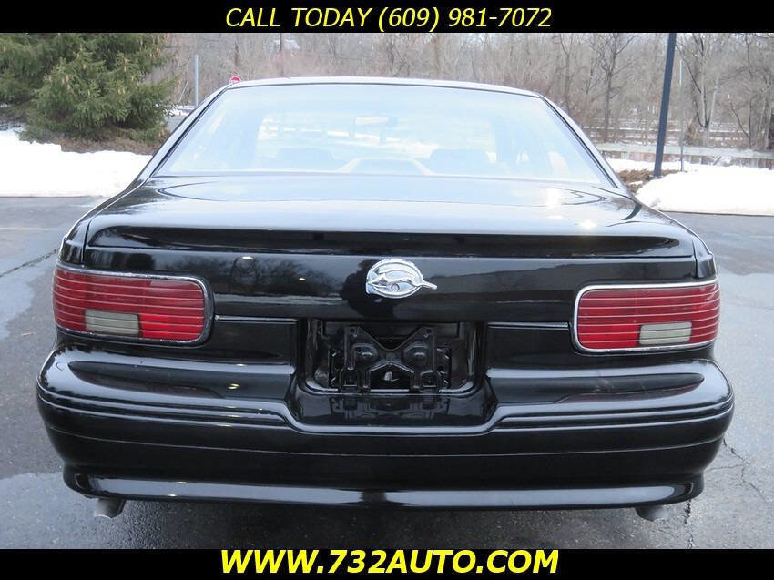 Used 1995 Chevrolet Impala SS image 8