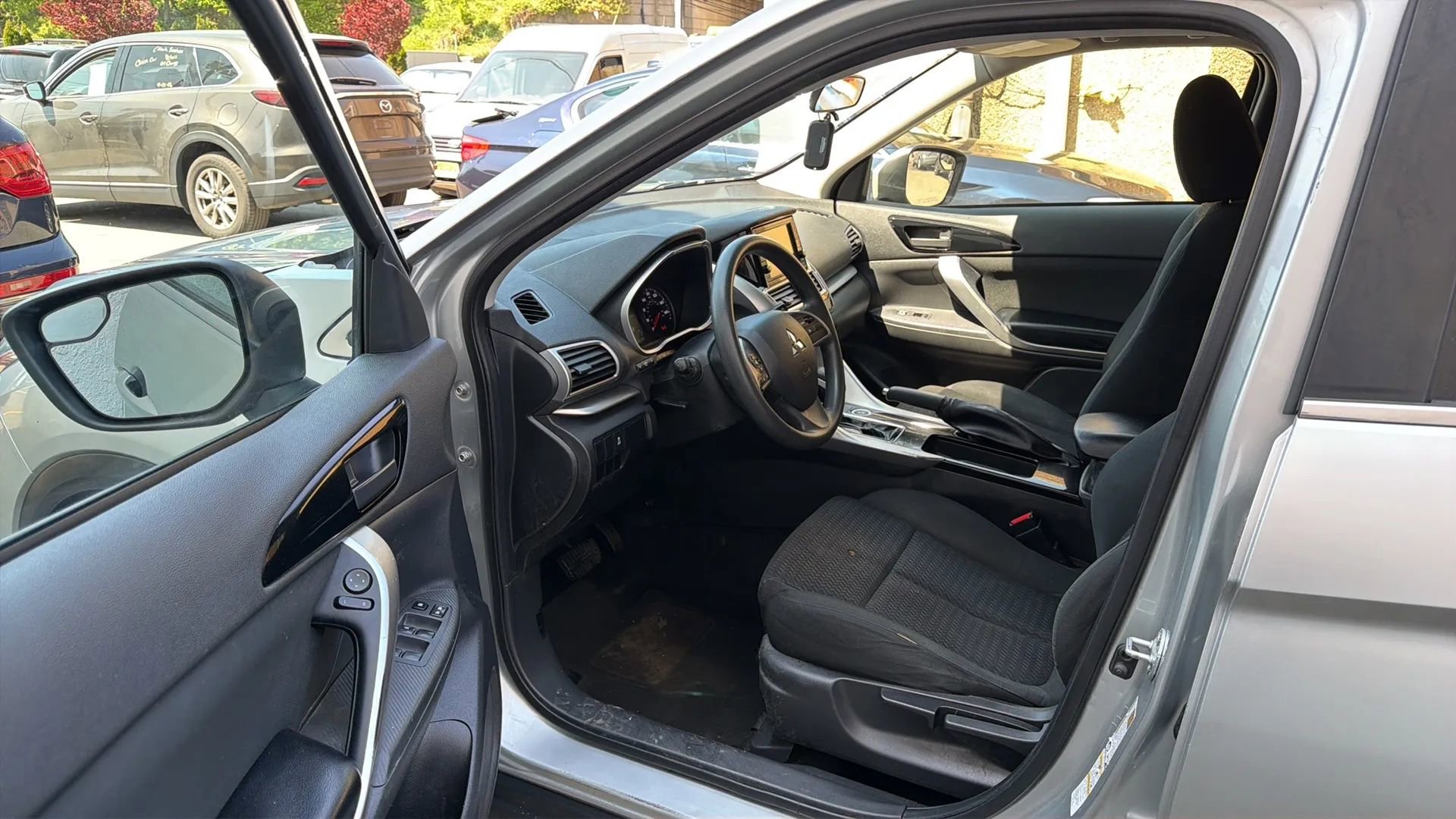 Used 2018 Mitsubishi Eclipse Cross ES AWD/4WD image 23