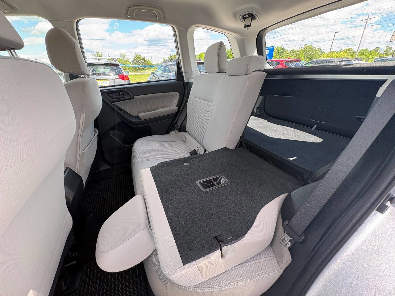 Used 2017 Subaru Forester 2.5i w/ Alloy Wheel Package AWD/4WD image 33