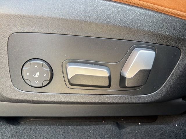 Used 2022 BMW X3 xDrive30i w/ M Sport Package 2 image 11