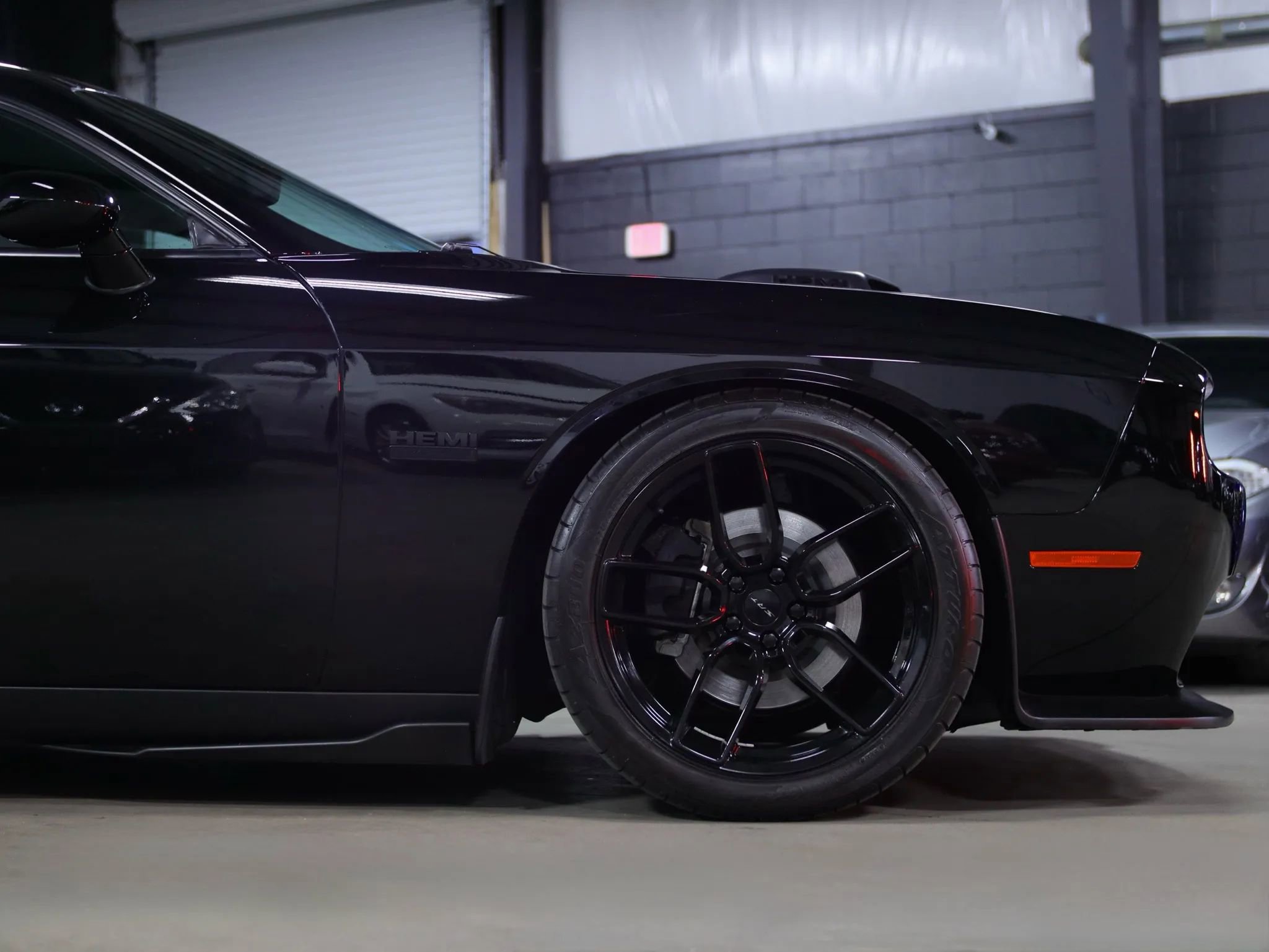 Used 2016 Dodge Challenger R/T image 10