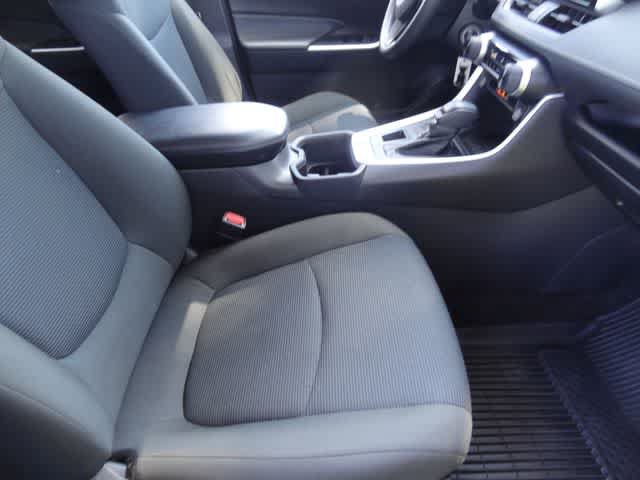 Used 2023 Toyota RAV4 LE AWD/4WD image 13