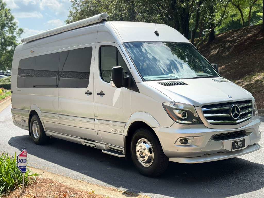 Used 2015 Mercedes-Benz Sprinter 3500 image 8