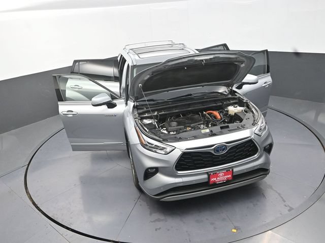 Used 2021 Toyota Highlander Platinum AWD/4WD image 40