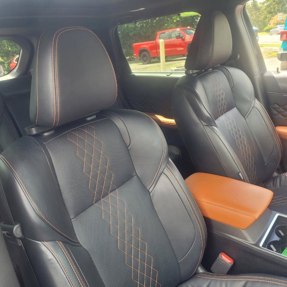Used 2022 Mitsubishi Outlander SEL AWD/4WD image 28