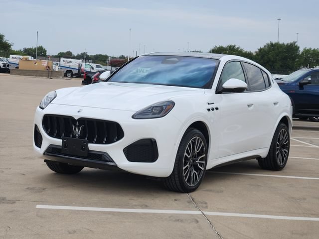 Used 2023 Maserati Grecale Modena AWD/4WD image 12