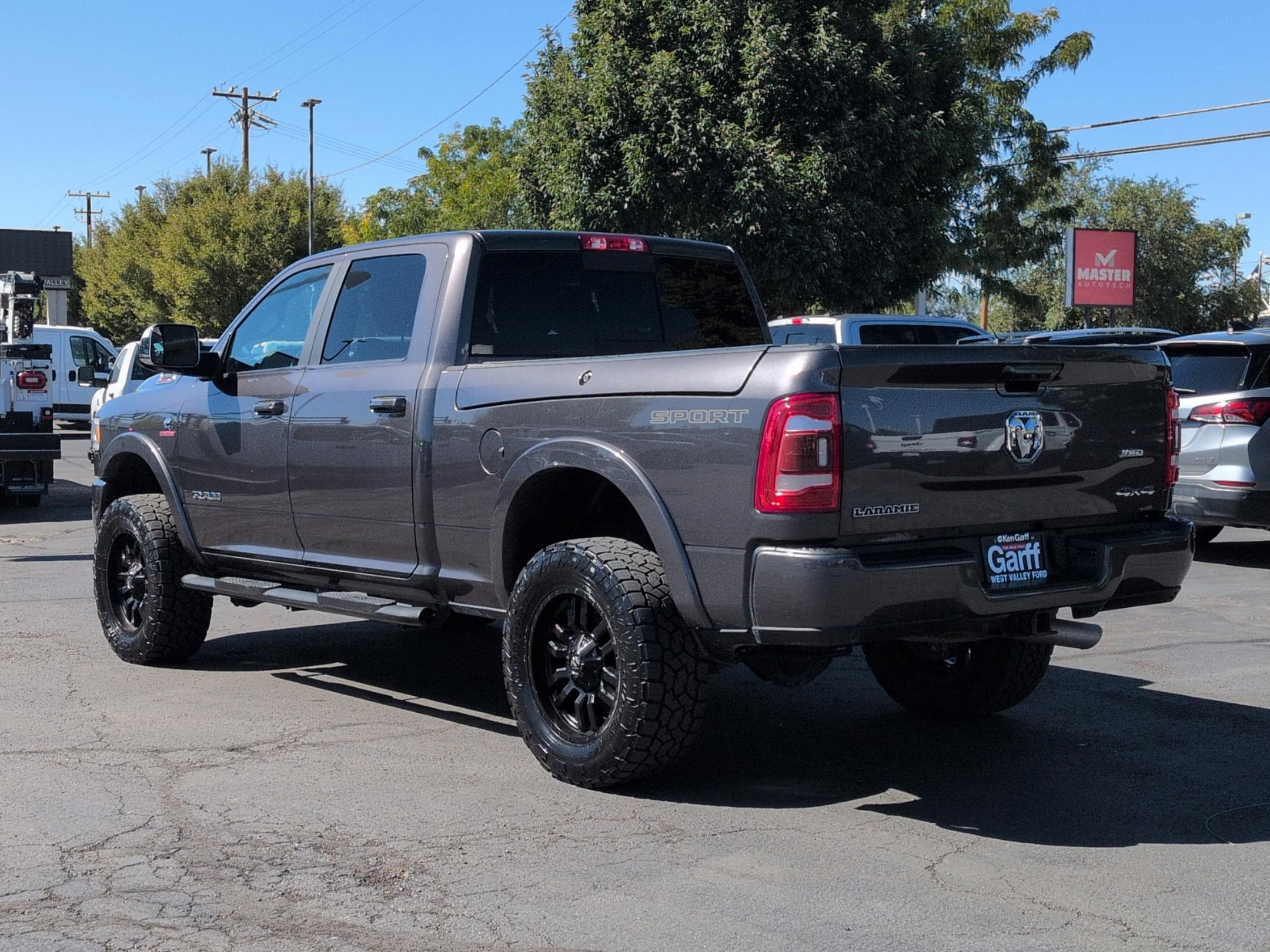 Used 2020 RAM 2500 Laramie image 8