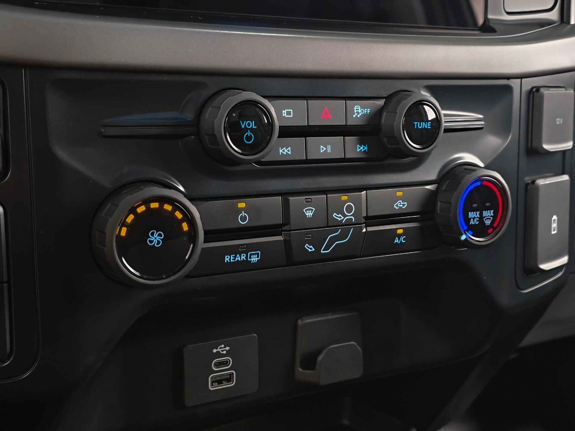 Used 2025 Ford F150 XL image 35