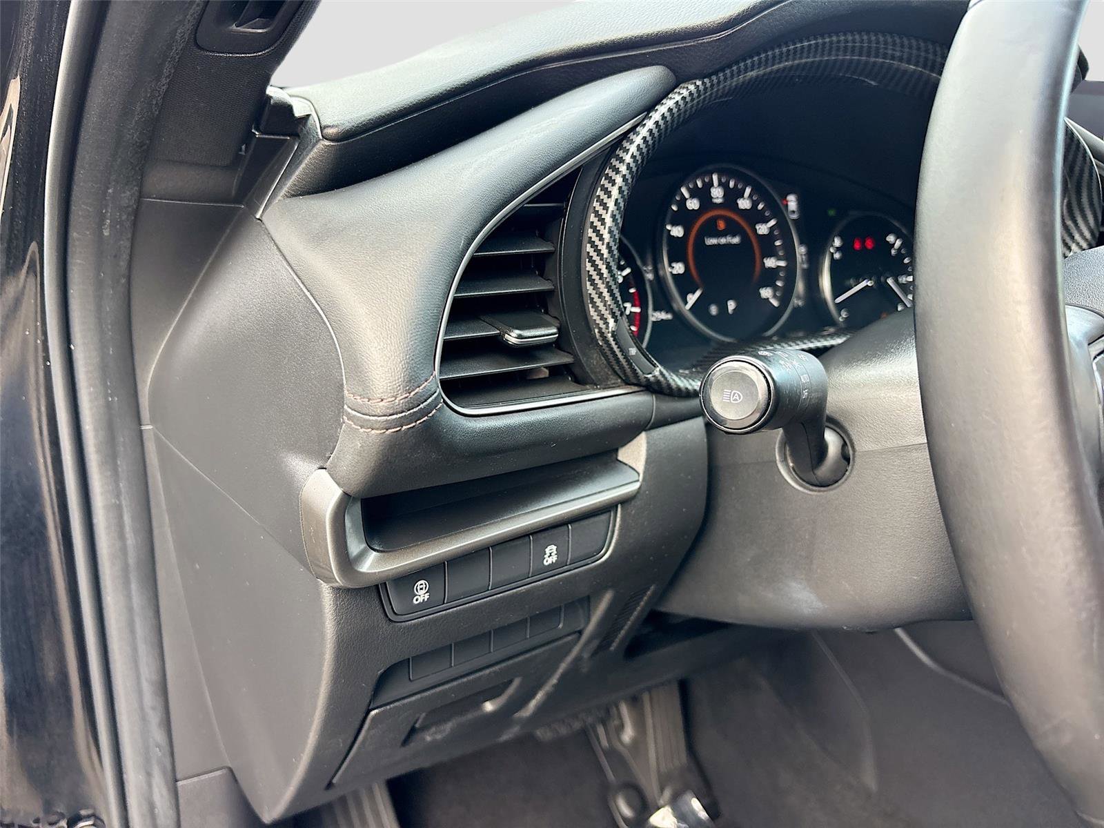 Used 2021 MAZDA MAZDA3 s image 11