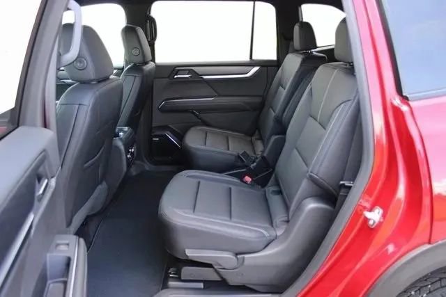 New 2025 GMC Acadia Elevation w/ Elevation Premium Package image 19