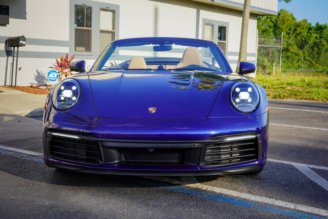 Used 2021 Porsche 911 Carrera w/ Premium Package RWD image 3