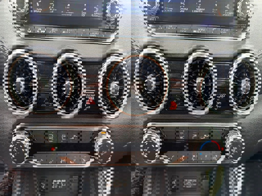 Used 2024 Nissan Sentra SV image 25