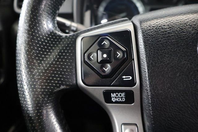 Used 2017 Toyota 4Runner SR5 AWD/4WD image 17