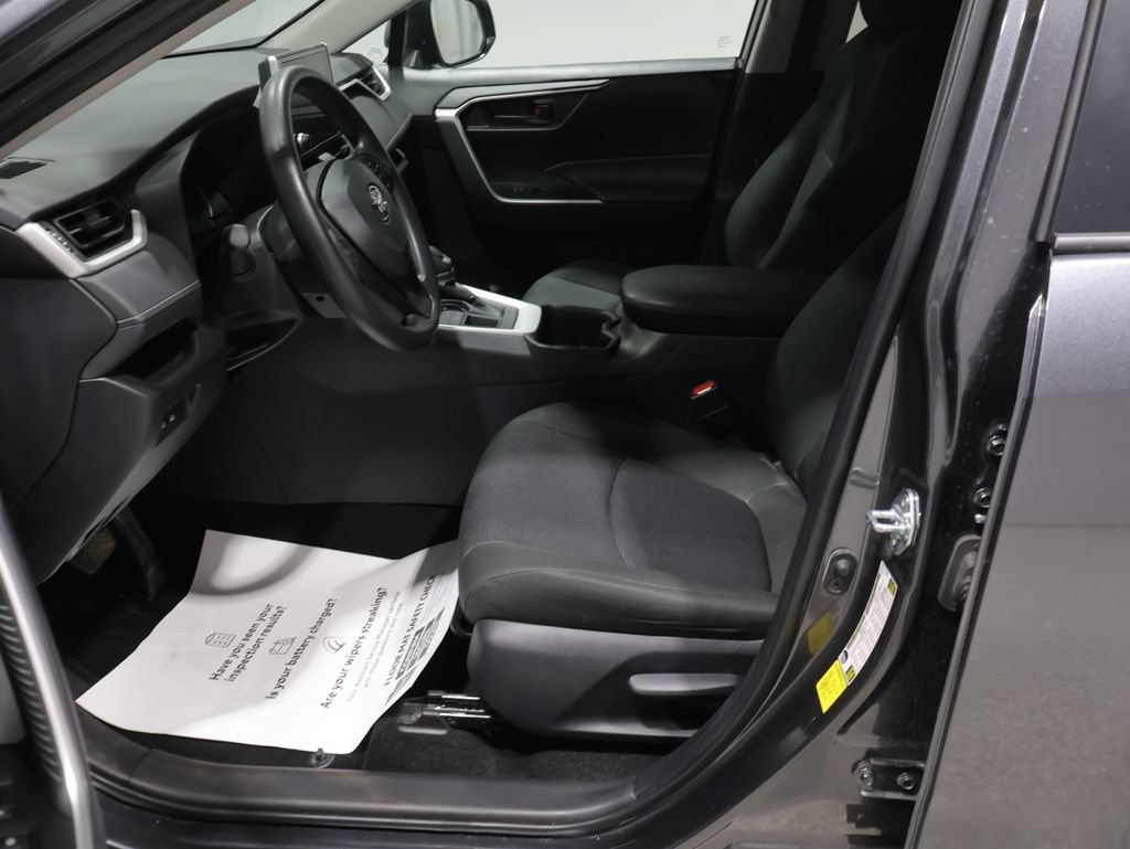 Certified 2024 Toyota RAV4 LE AWD/4WD image 11