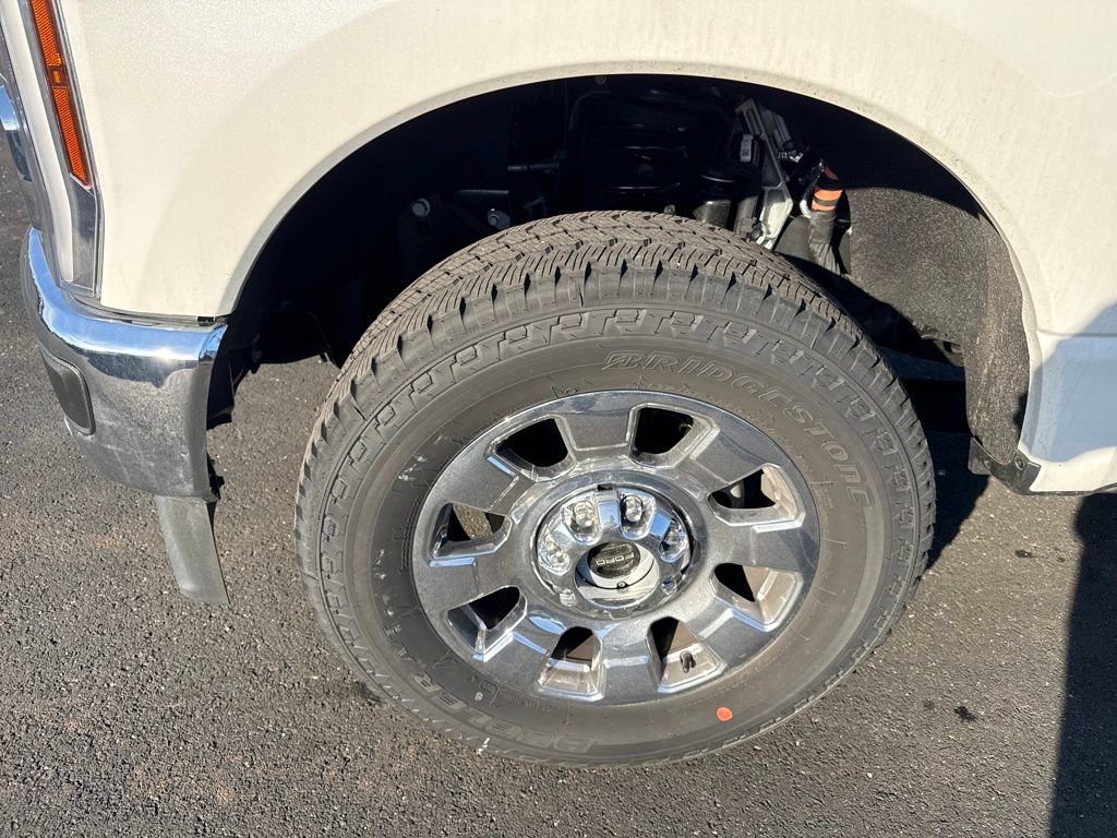 New 2025 Ford F350 King Ranch w/ Chrome Package image 57