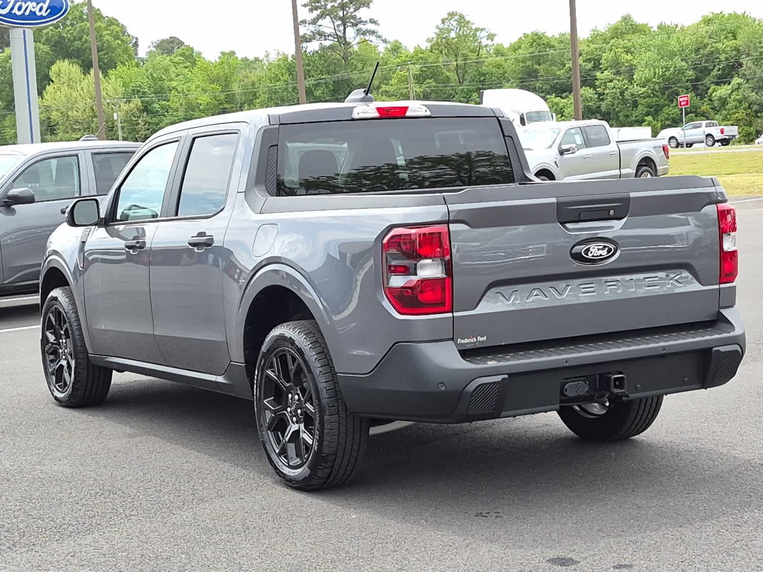 Used 2025 Ford Maverick XLT w/ XLT Luxury Package AWD/4WD image 4