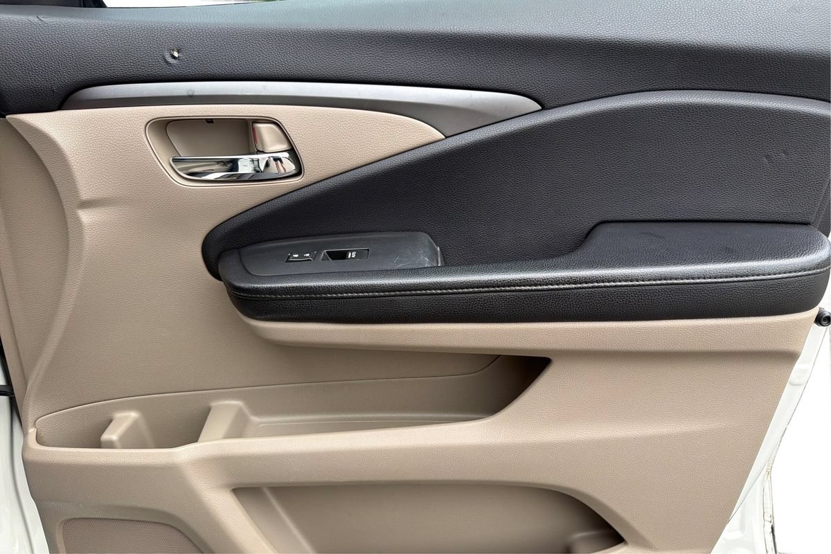 Used 2016 Honda Pilot EX-L image 23