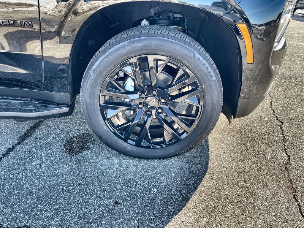 New 2026 Chevrolet Suburban Premier image 19