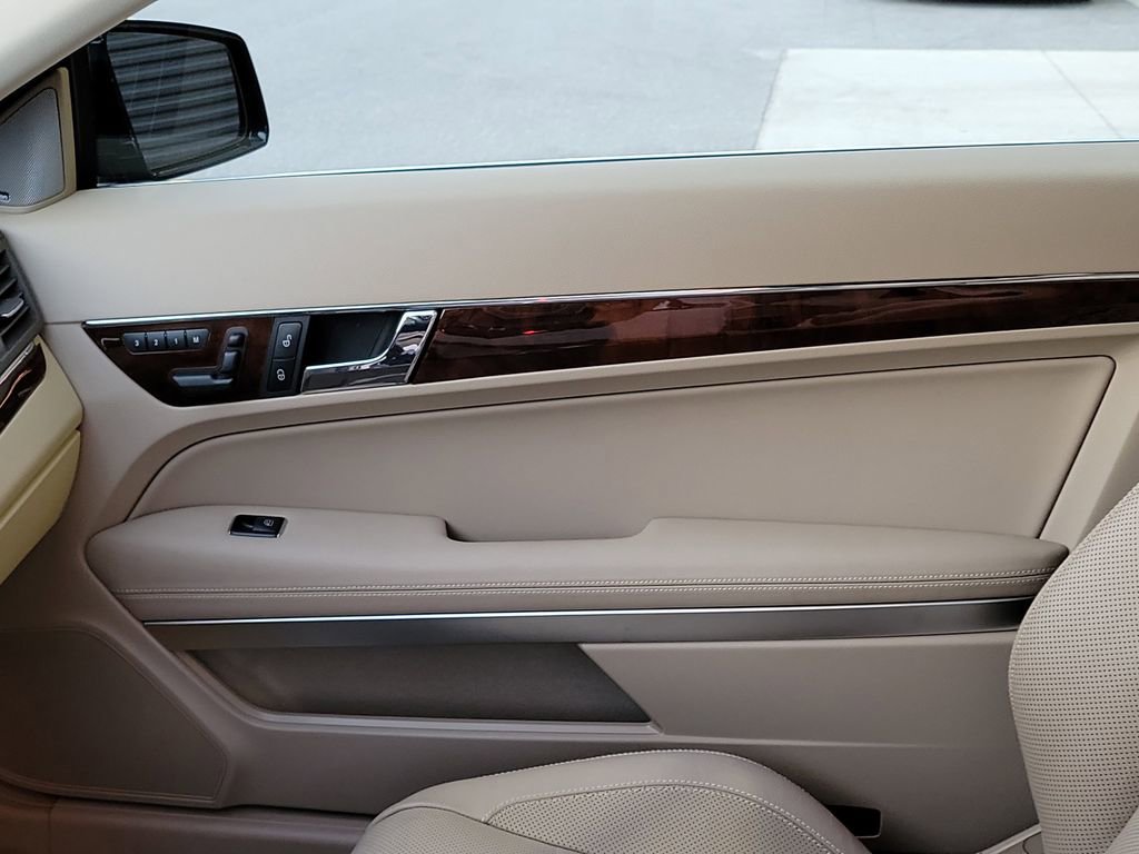 Used 2010 Mercedes-Benz E 350 Coupe image 23