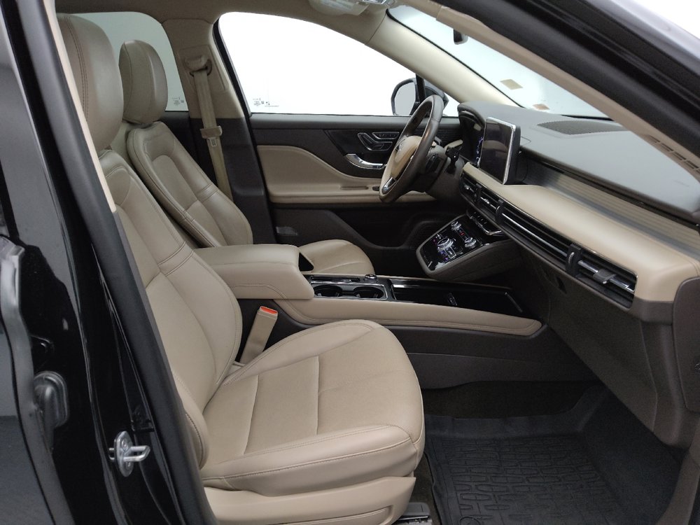 Used 2022 Lincoln Corsair AWD w/ Premium Package image 21