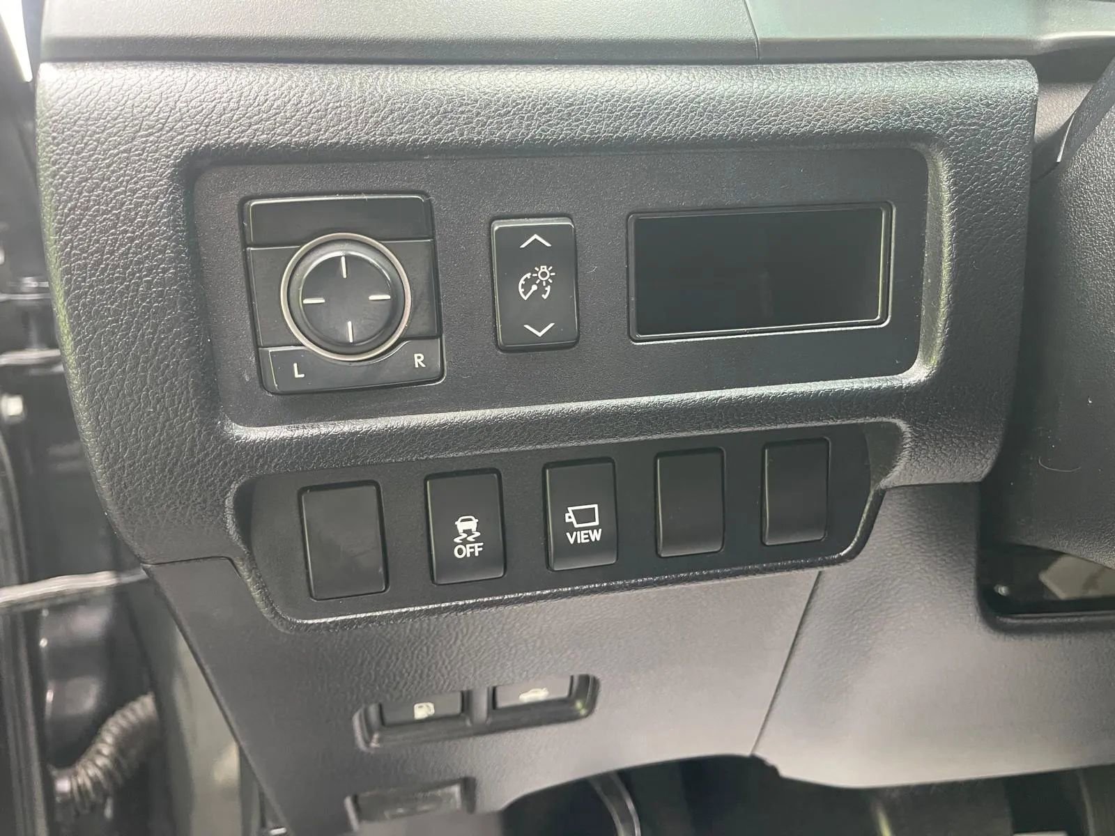Used 2011 Lexus HS 250h Premium w/ Park Assist Pkg FWD image 23
